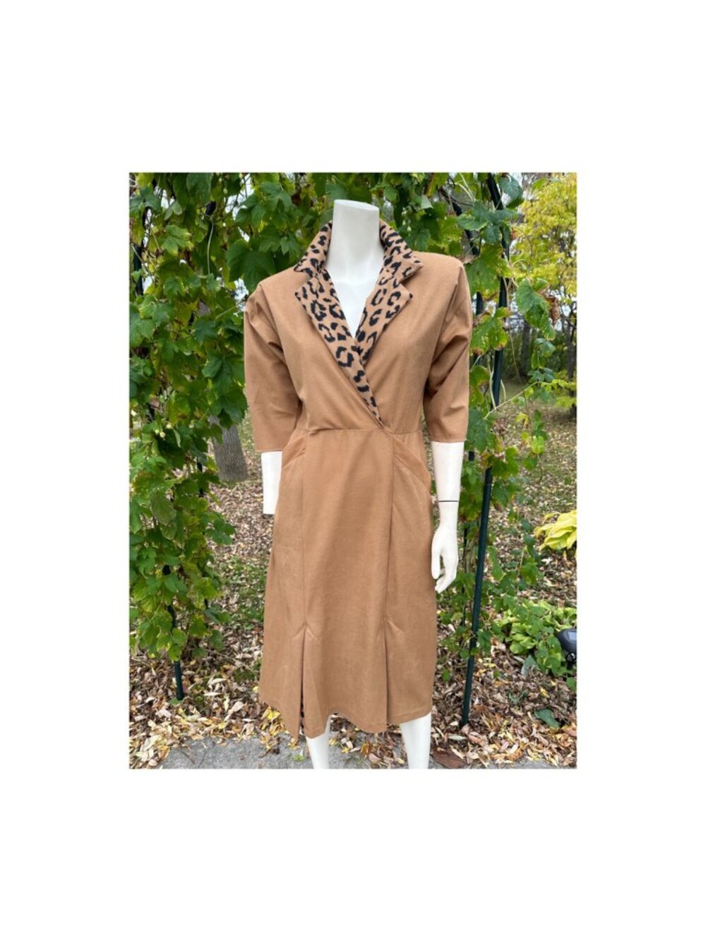 80s Tan Shirt Dress Animal Print Contrast Collar Power Shoulder 3/4 Sleeve Sz M